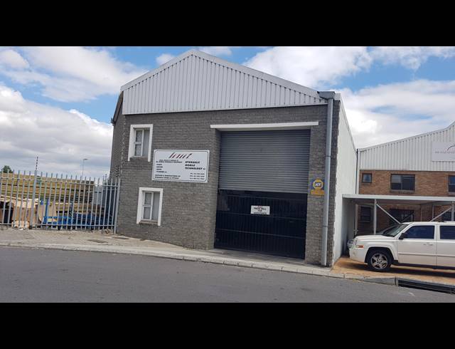 755M² FACTORY TO LET IN SAXENBURG PARK 1